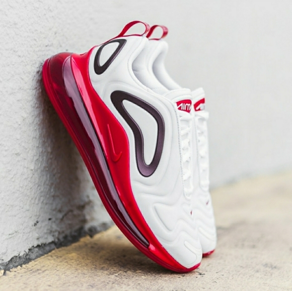 Nike Shoes - NEW Nike Air Max 720